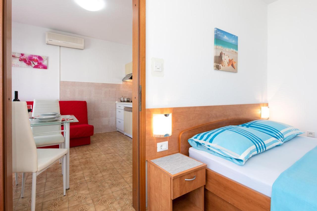Apartmani Andrea Kornić Exterior foto